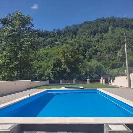 Vikendica Vesic Tegare Holiday home