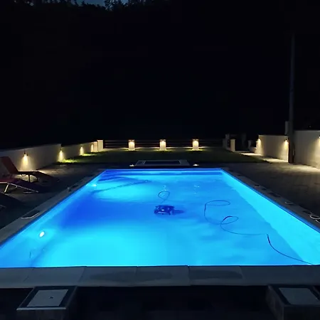 Vikendica Vesic Tegare Holiday home *