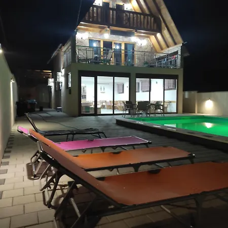 Vikendica Vesic Tegare Hébergement de vacances