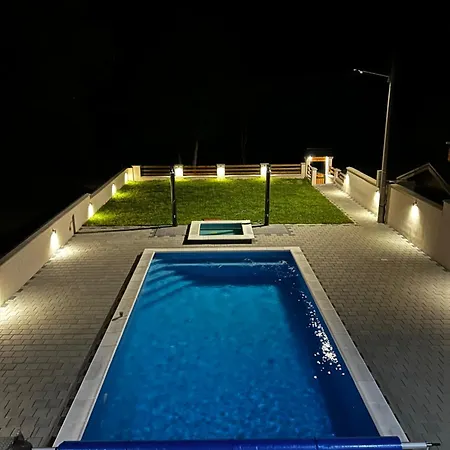 Vikendica Vesic Tegare Tatil Evi Bratunac