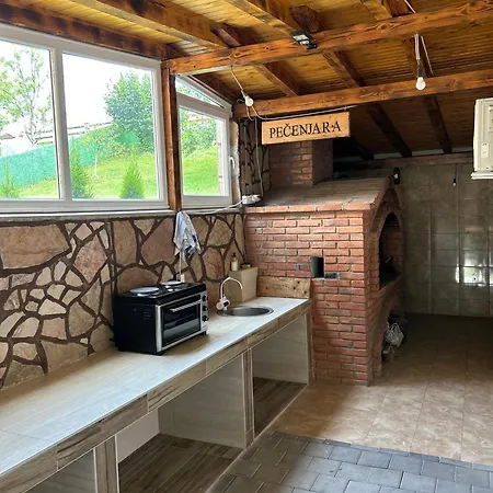 Vikendica Vesic Tegare Tatil Evi Bratunac